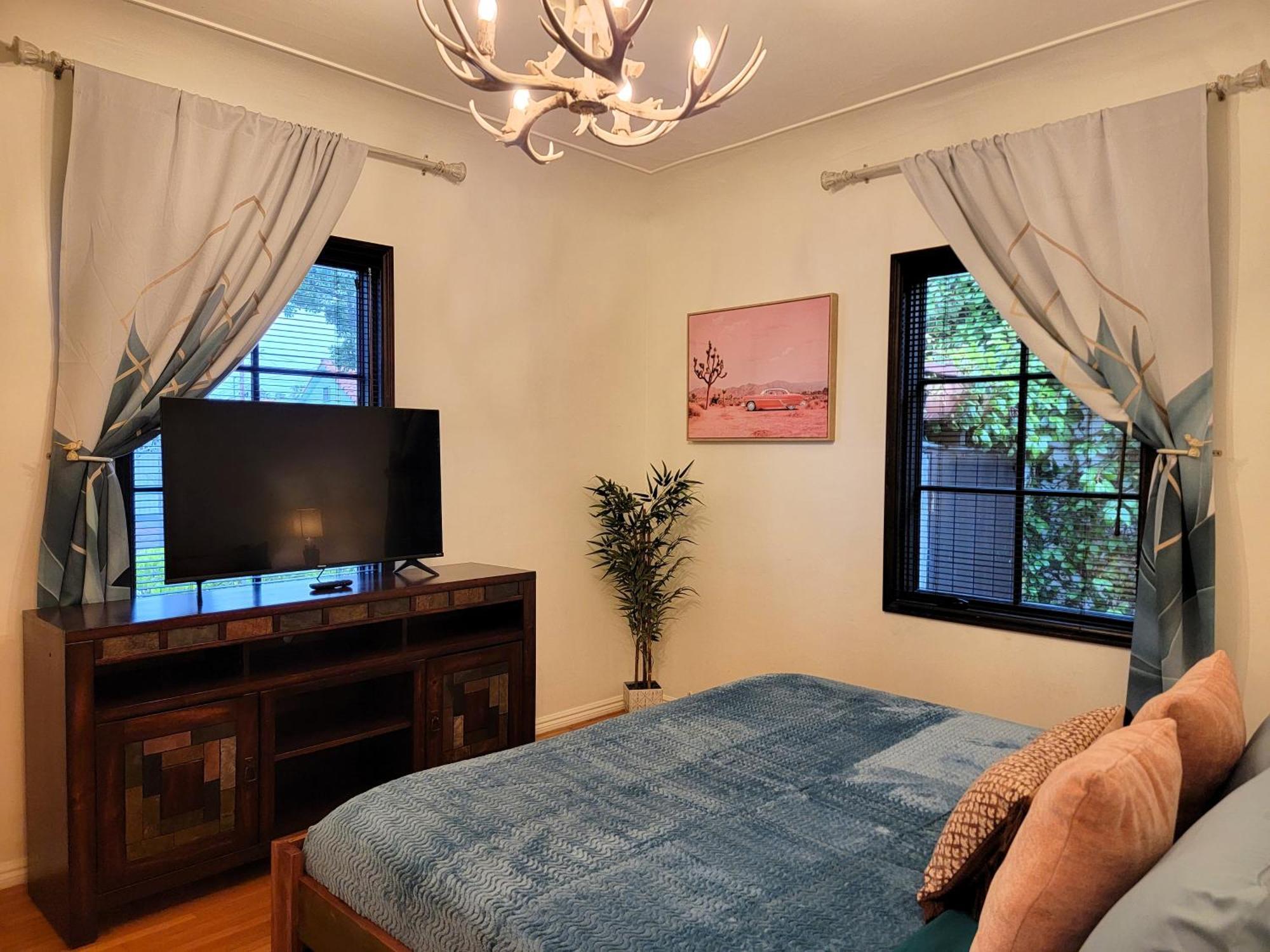Encanto! Enchanted 3 Bedroom Private Home Near Lacma ロサンゼルス エクステリア 写真
